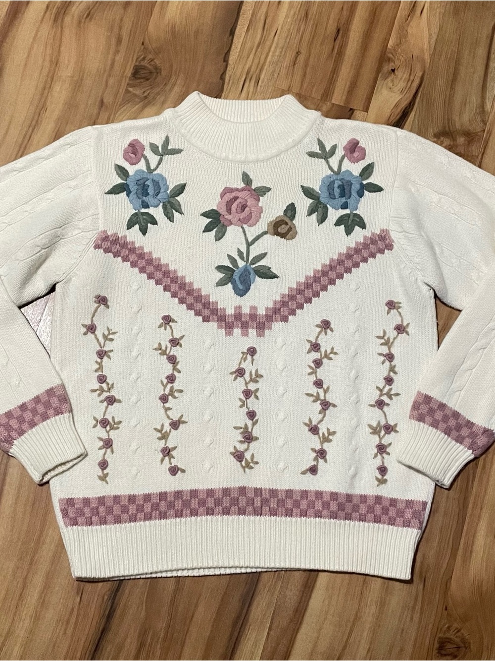 VTG Grandma Cottagecore Alfred Dunner Embroidered Floral Cable Knit Sweater PM
